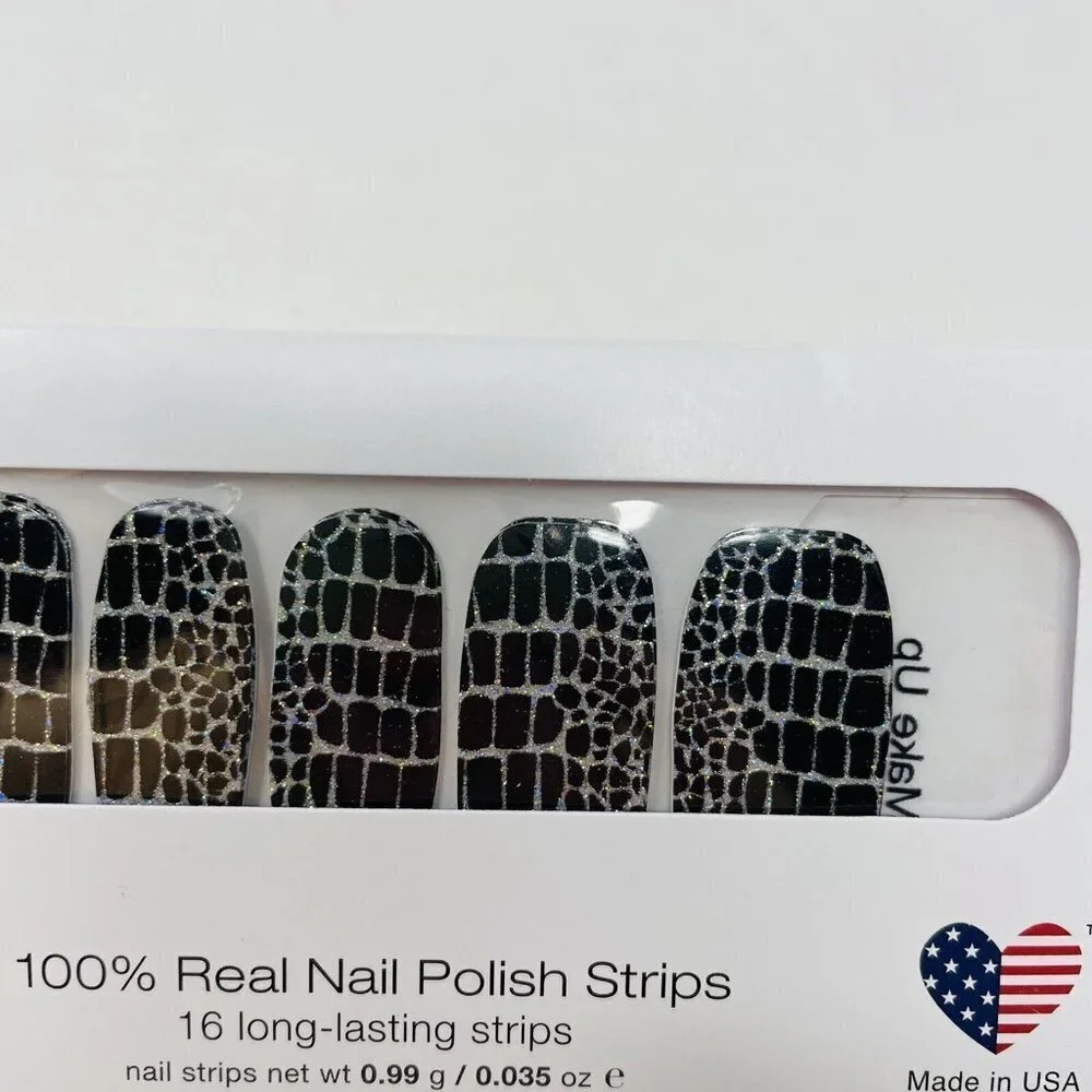 Color Street 100% Nail‎ Polish Strips Hiss and Make Up Glitter Design RETIRED
